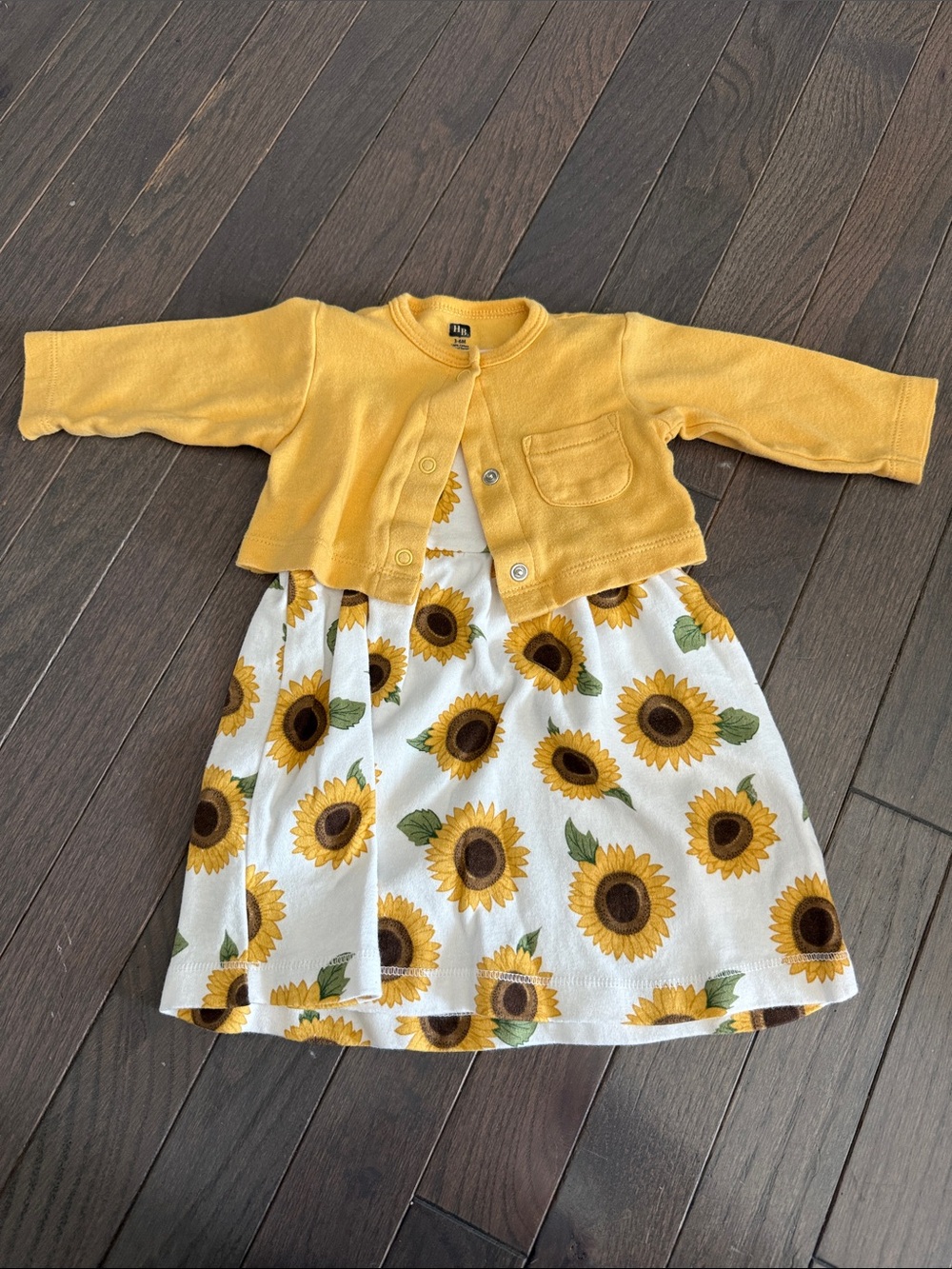H&M Yellow Sunflower Dress Set